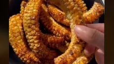 BBQ με «παϊδάκια» καλαμποκιού 