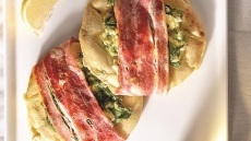 Με πίτα απ' όλα