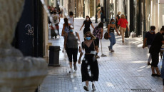 Κορωνοϊός: Αυξημένο το επιδημιολογικό φορτίο στο Ηράκλειο - Εν αναμονή αποφάσεων για περιορισμούς στην κυκλοφορία και τη μουσική