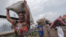 Φρίκη στο Τιγκράι: Εκατοντάδες γυναίκες βιάστηκαν, έγιναν σεξουαλικές σκλάβες και ακρωτηριάστηκαν