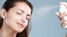 Υαλουρονικό σε σπρέι: Κάντε τη νέα κίνηση ομορφιάς