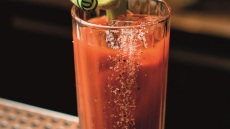 Η κόκκινη γοητεία του Bloody Mary