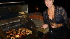 Ρίτα Γουίλσον: Αυτή είναι η συνταγή της για τέλεια μαρινάδα κοτόπουλου