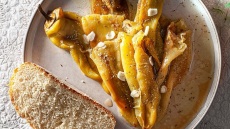 Καλοκαιρινά τηγανητά σε ταψί και στο φούρνο!