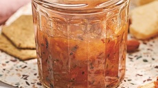 Τσάτνεϊ νεκταρίνι με τζίντζερ