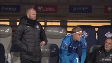 Προκριματικά Μουντιάλ: Το πατρικό φιλί του Γκούντγιονσεν στο ντεμπούτο του γιου του 