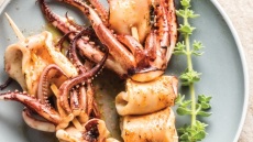 Κοντοσούβλι με θράψαλο