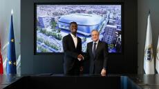 Συγκλόνισε ο Καμαβινγκά κατά την παρουσίασή του από τη Ρεάλ:  «Η απόδραση από τον πόλεμο με έκανε πιο δυνατό»