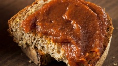 Φτιάχνουμε το πιο απολαυστικό βούτυρο μήλου