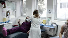 Υπουργείο Υγείας: Παρατείνεται για ένα χρόνο η σύμβαση των επικουρικών εργαζομένων στο σύστημα Υγείας