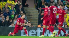 Σπουδαία διάκριση για τον Τσιμίκα: Στην κορυφαία ενδεκάδα του 3ου γύρου του Carabao Cup 