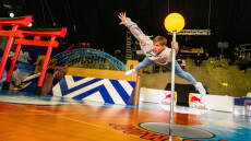  Pasha Petkuns: Το απίθανο βίντεο του Λετονού freerunner σε ένα τεράστιο φλίπερ