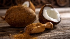 Ζάχαρη καρύδας: Γιατί και πώς να την εντάξετε στη διατροφή σας;