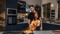 Το Kitchen Lab του Άκη Πετρετζίκη επιστρέφει στον αέρα του Alpha