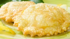 Seadas, το μελένιο τυροπιτάκι από τη Σαρδηνία