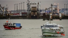 «Ναυμαχία» στη Μάγχη: Η Γαλλία κατηγορεί τη Βρετανία ότι δεν σέβεται «την ίδια της την υπογραφή»