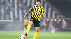 Τσούμπερ: «Τρελαμένοι στην Ελλάδα με το ποδόσφαιρο»