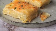 Γαλλικό γκρατέν με πατάτες ντοφινουάζ