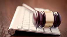 Στο «σφυρί» βίλες και οικόπεδα και με χαμηλές τιμές εκκίνησης