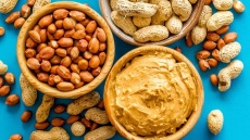 Φτιάχνουμε πατέ ξηρών καρπών για τα απεριτίφ στο σπίτι