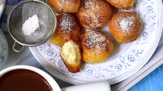  H συνταγή του Γκόρντον Ράμσεϊ για ντόνατ σε 10 λεπτά! 