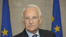 Θετικός στον κορωνοϊό ο πρώην πρωθυπουργός της Βαυαρίας Έντμουντ Στόιμπερ