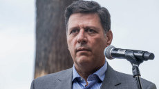 Βαρβιτσιώτης: «Ζητώ συγγνώμη αν άθελά μου κάποιοι εξέλαβαν την τοποθέτησή μου ως εξίσωση του θύματος με τον θύτη»