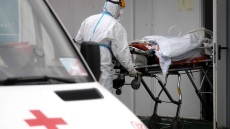 Περίπου 1.000 παιδιά νοσούν ημερησίως στη Μόσχα - Τριπλασιάστηκε η θνητότητά τους από την Covid-19