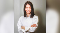 Η Νάντια Μακρυγιάννη σπούδασε οικονομικά, την κέρδισε, όμως, η υψηλή ζαχαροπλαστική τέχνη