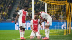 Ο απίθανος Τάντιτς ευχήθηκε περαστικά στο... δοκάρι που χτύπησε με τα γεννητικά του όργανα