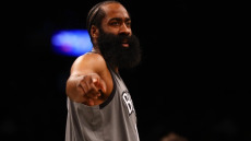 Ο Χάρντεν παράτησε τη μπάλα και πέταξε... χαρταετό στο blooper της χρονιάς (Βίντεο)