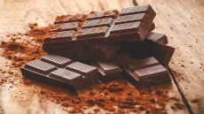 Βλάπτει η σοκολάτα το περιβάλλον; Τι υποστηρίζουν οι ειδικοί…