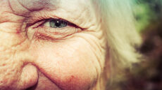 Όραση: Δύο συνήθειες που αυξάνουν τον κίνδυνο ωχράς κηλίδας