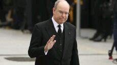 Ο Αλβέρτος του Μονακό στην Expo 2020 του Ντουμπάι χωρίς την Σαρλίν