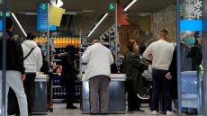 Κορωνοϊός - Γκάγκα: Ανοιχτό το ενδεχόμενο του rapid test για τους ανεμβολίαστους στα σούπερ μάρκετ