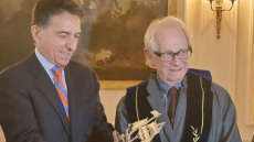 Κεν Λόουτς: «Τα Γλυπτά του Παρθενώνα είναι κλεμμένα και πρέπει να επιστρέψουν στην Ελλάδα»