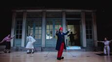 Η Εθνική Λυρική Σκηνή προσφέρει δωρεάν τρεις παραστάσεις της στο κοινό