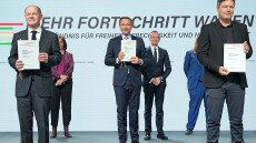 Γερμανία: SPD, FDP και Πράσινοι υπέγραψαν την συμφωνία για τη νέα κυβέρνηση - Αύριο ο Σολτς εκλέγεται καγκελάριος