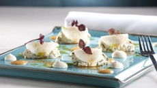 Στις Μικρές Κυκλάδες της Κηφισιάς για ψάρι, πήγε η Θάλεια Τσιχλάκη και περιγράφει