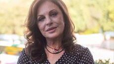 Η Χάρις Αλεξίου για το κάψιμο του βιβλίου του Τριβιζά: «Εξευτελιζόμαστε σε όλο τον κόσμο»