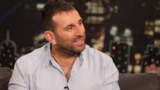 Ηλίας Βαλάσης: «Κάποια στιγμή πέταξα το κράνος μου σε κάποιον, επειδή κακοποιούσε λεκτικά μια κοπέλα»