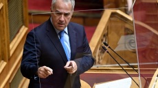 Τρίμηνη παράταση για τους «συμβασιούχους Covid» ανακοίνωσε ο Βορίδης