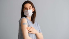 Κορωνοϊός – Εμβολιασμός: Αυτή είναι η καλύτερη ώρα να κλείσετε ραντεβού