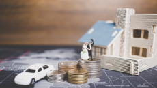 Ασφάλιση: Τέσσερις κινήσεις-κλειδιά για τα ζευγάρια που παντρεύονται