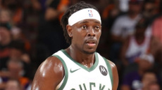 Πέλικανς - Μπακς 116-112: «Έπεσαν» στην παράταση παρά την 40άρα Χόλιντεϊ (Βίντεο)