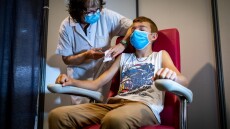 Γαλλία: Εγκρίθηκε ο εμβολιασμός παιδιών ηλικίας 5-11 ετών με Pfizer