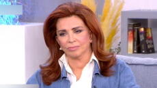 «Έξαλλη» η Μιμή Ντενίση στον αέρα εκπομπής: «Είστε στούρνοι, δεν έχουμε τίποτα να μας ενώνει»