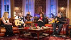 Aποθέωση για τους Μαρία Φαραντούρη και Αλκίνοο Ιωαννίδη στο «Μουσικό Κουτί» της ΕΡΤ