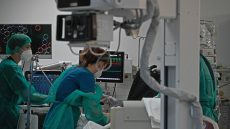 Κορωνοϊός: Μειώνονται οι διασωληνωμένοι, αυξάνονται οι εμβολιασμοί - Τι δείχνουν οι δείκτες για την πανδημία