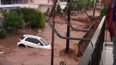 Ξανά σε δίκη η πρώην δήμαρχος Μάνδρας και δύο στελέχη του Δήμου για τη φονική πλημμύρα